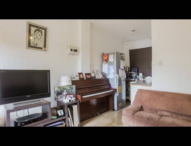 4 BEDROOM FREESTANDING SOLD IN SHERWOOD